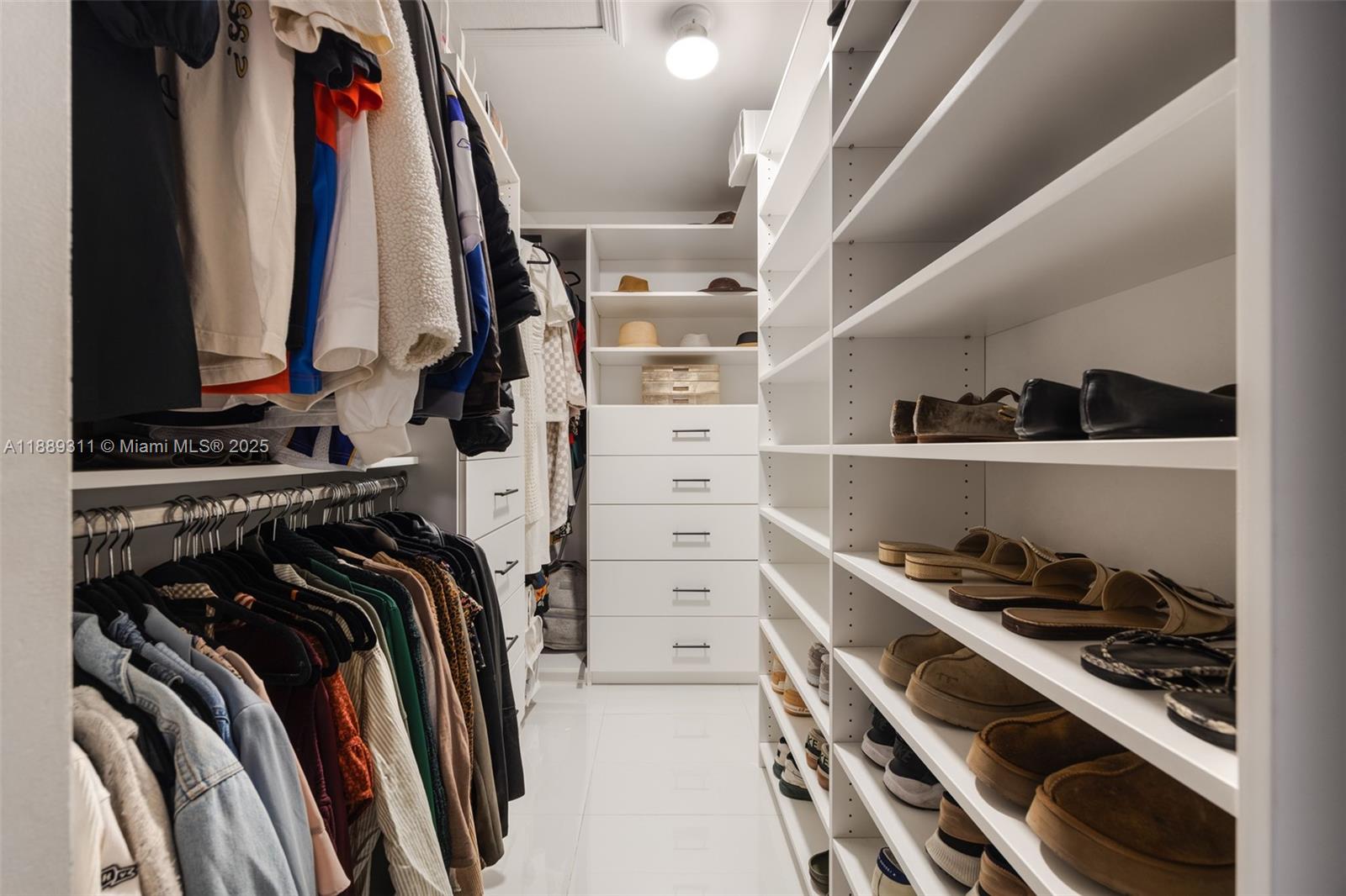 3564 William Ave Coconut Grove, FL 33133