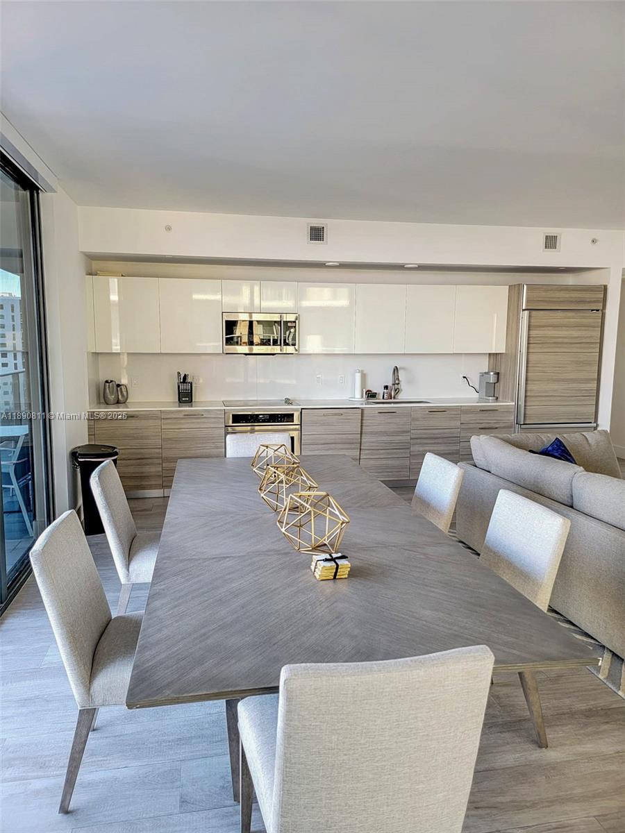 121 NE 34th St #908 Miami, FL 33137 121 NE 34th St #908 Miami, FL 33137