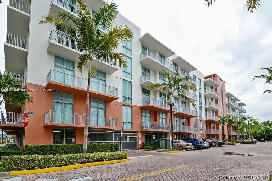 2100 Van Buren St #407
