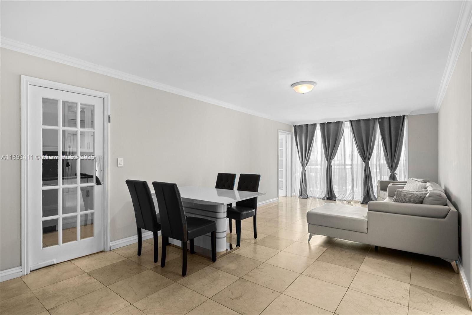 18011 Biscayne Blvd #902
