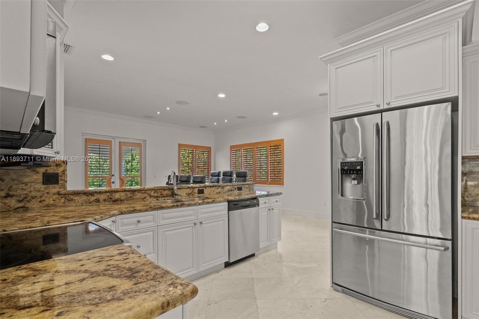 16763 NW 77th Path Miami Lakes, FL 33016