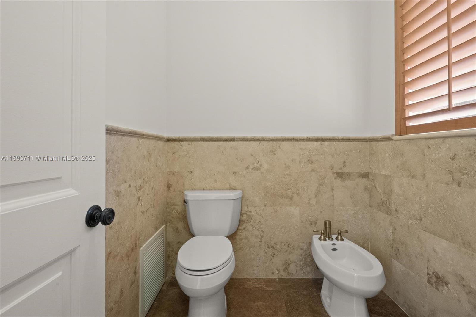 16763 NW 77th Path Miami Lakes, FL 33016