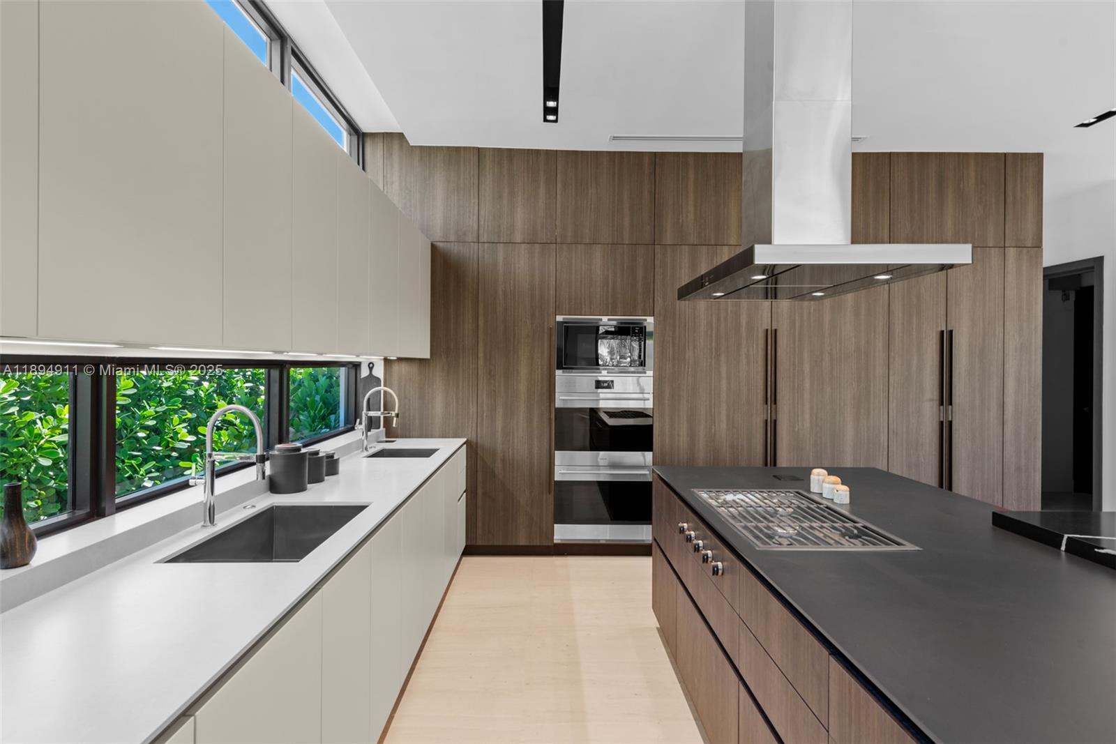 478 Tamarind Dr Hallandale Beach, FL 33009 478 Tamarind Dr Hallandale Beach, FL 33009