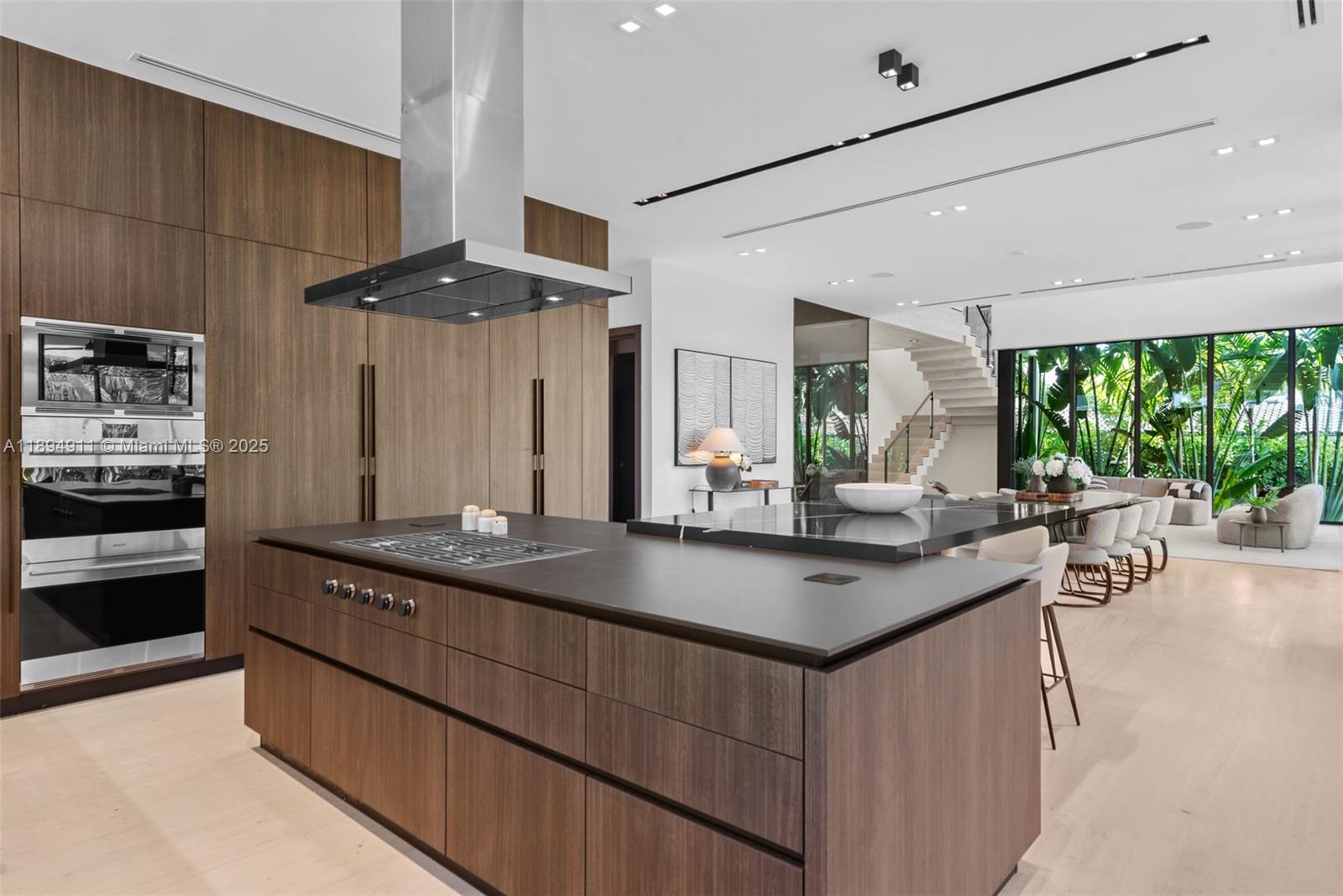 478 Tamarind Dr Hallandale Beach, FL 33009 478 Tamarind Dr Hallandale Beach, FL 33009