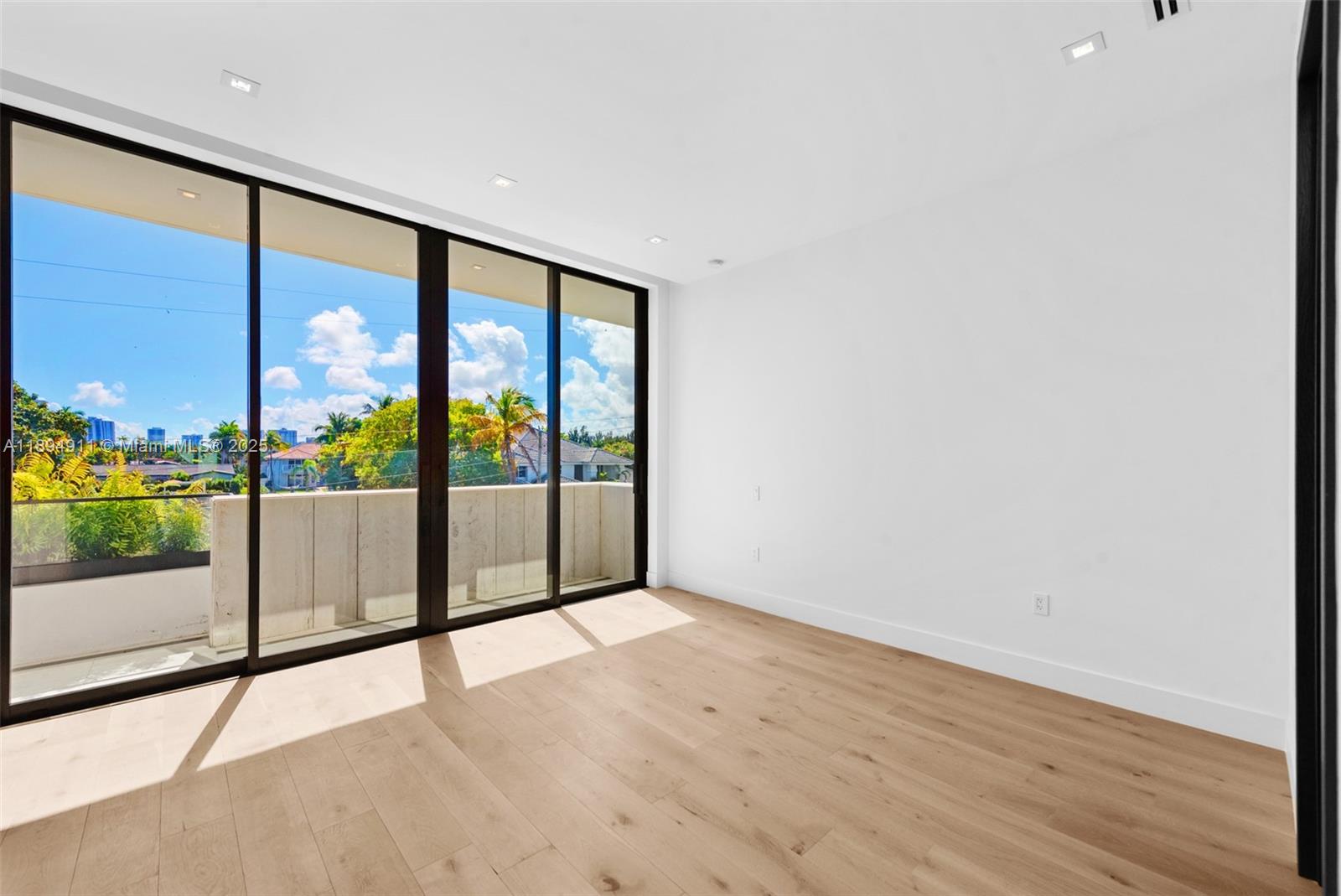 478 Tamarind Dr Hallandale Beach, FL 33009 478 Tamarind Dr Hallandale Beach, FL 33009