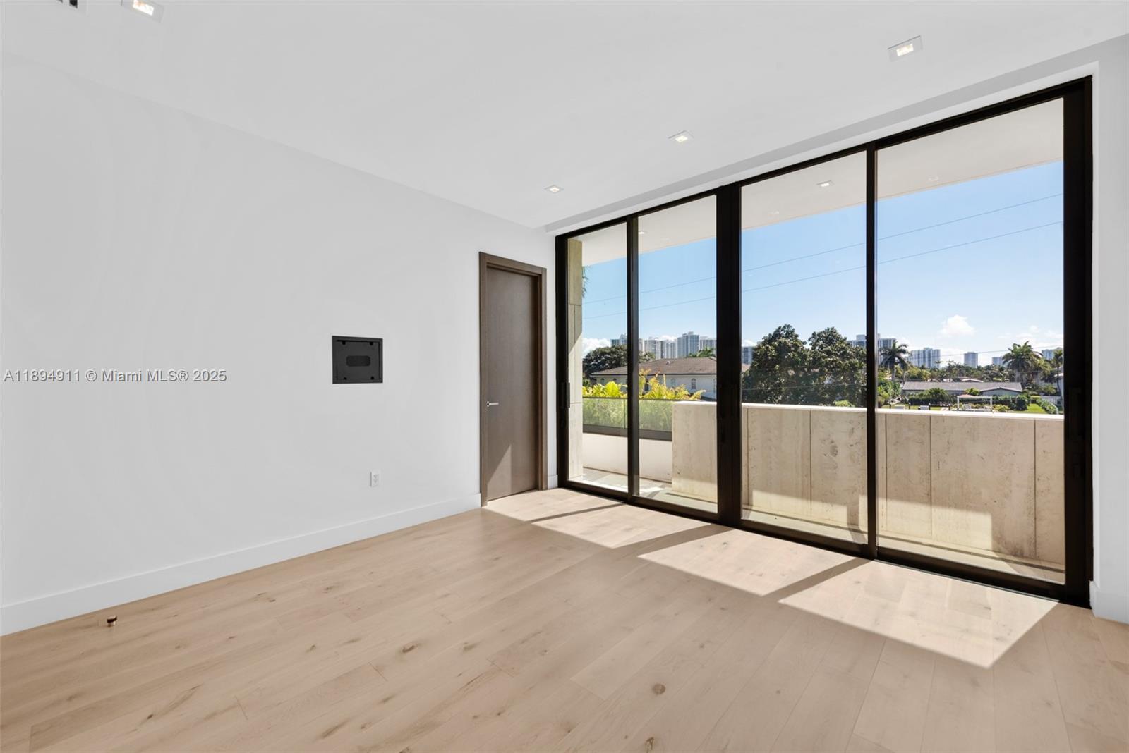 478 Tamarind Dr Hallandale Beach, FL 33009 478 Tamarind Dr Hallandale Beach, FL 33009