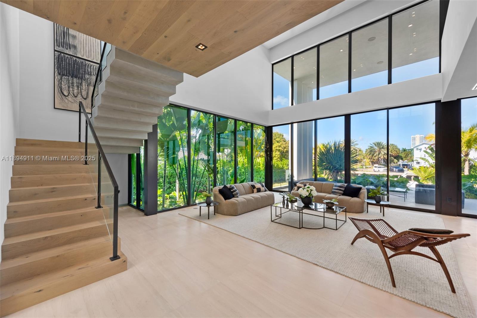 478 Tamarind Dr Hallandale Beach, FL 33009 478 Tamarind Dr Hallandale Beach, FL 33009