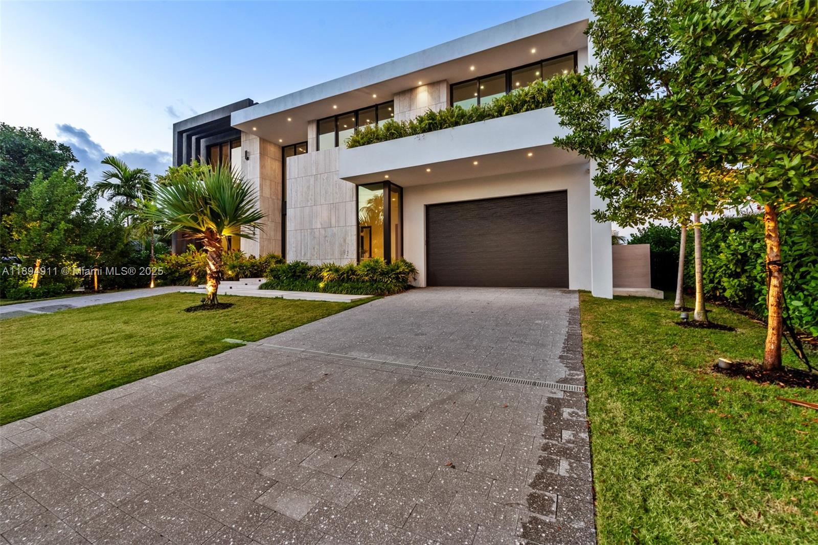 478 Tamarind Dr Hallandale Beach, FL 33009 478 Tamarind Dr Hallandale Beach, FL 33009