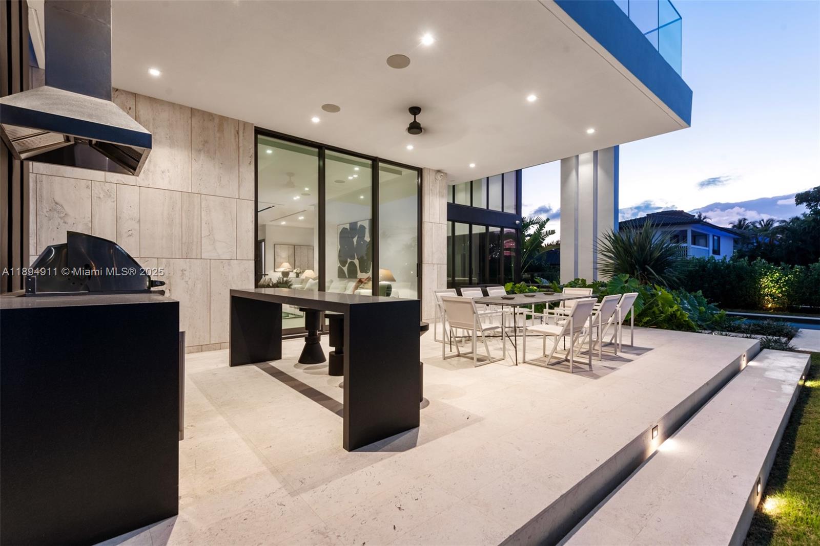 478 Tamarind Dr Hallandale Beach, FL 33009 478 Tamarind Dr Hallandale Beach, FL 33009