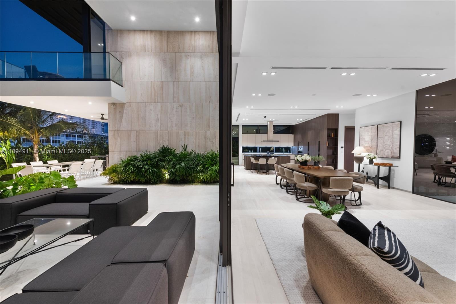 478 Tamarind Dr Hallandale Beach, FL 33009 478 Tamarind Dr Hallandale Beach, FL 33009