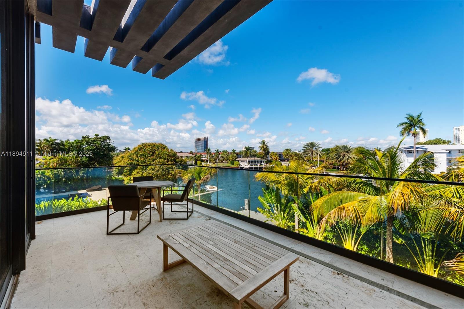 478 Tamarind Dr Hallandale Beach, FL 33009 478 Tamarind Dr Hallandale Beach, FL 33009