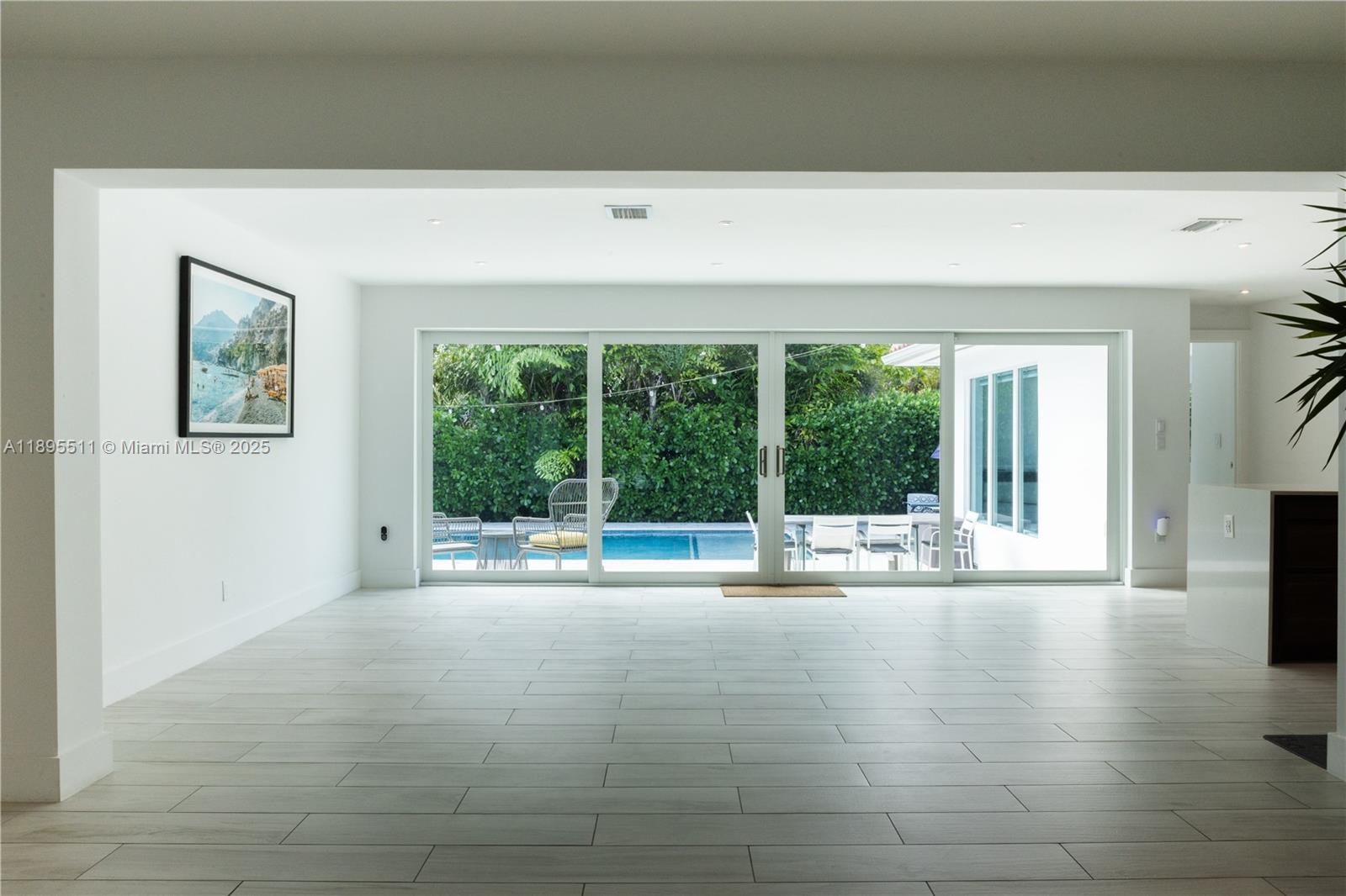 1080 NE 104th St Miami Shores, FL 33138