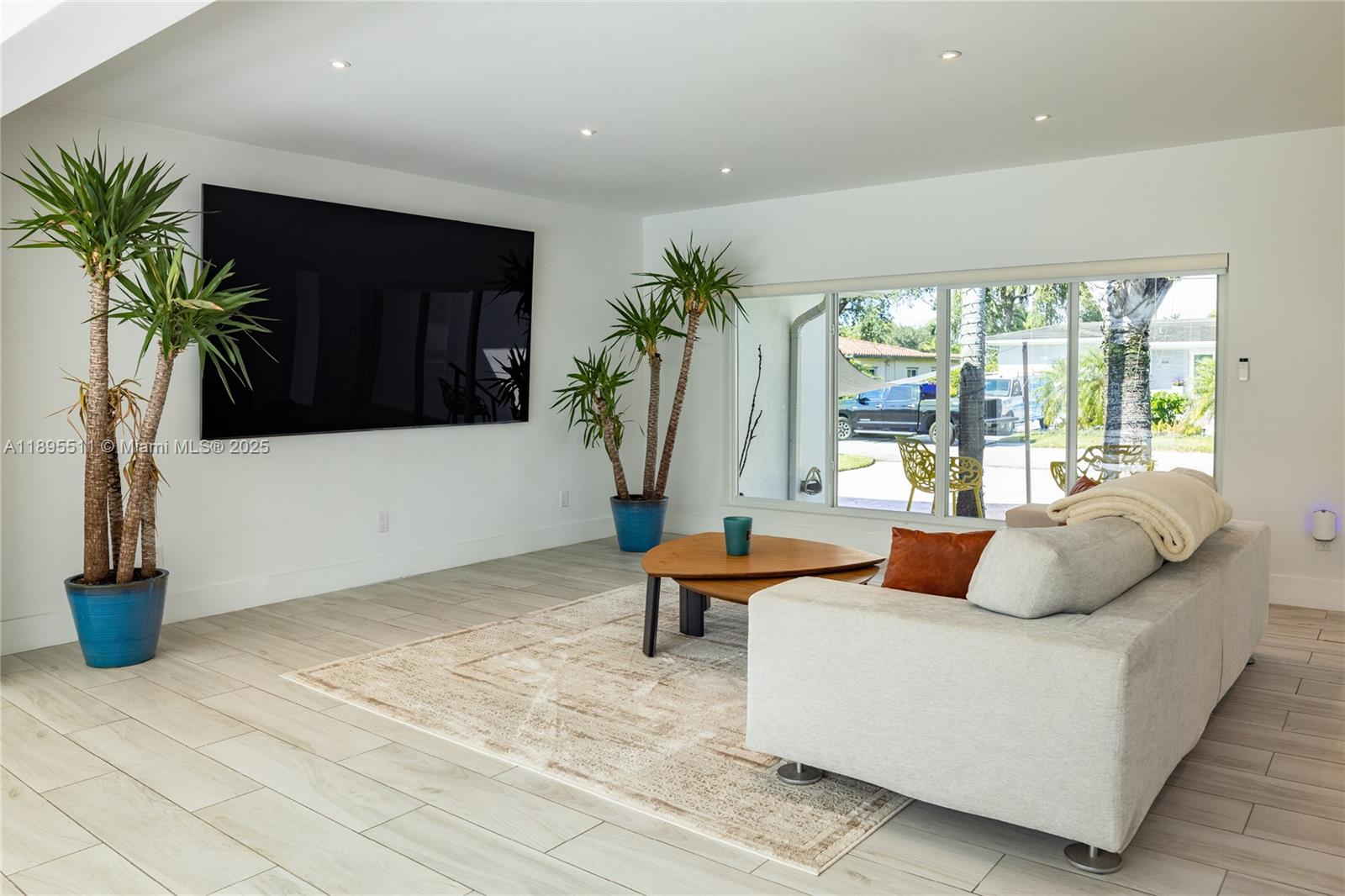 1080 NE 104th St Miami Shores, FL 33138