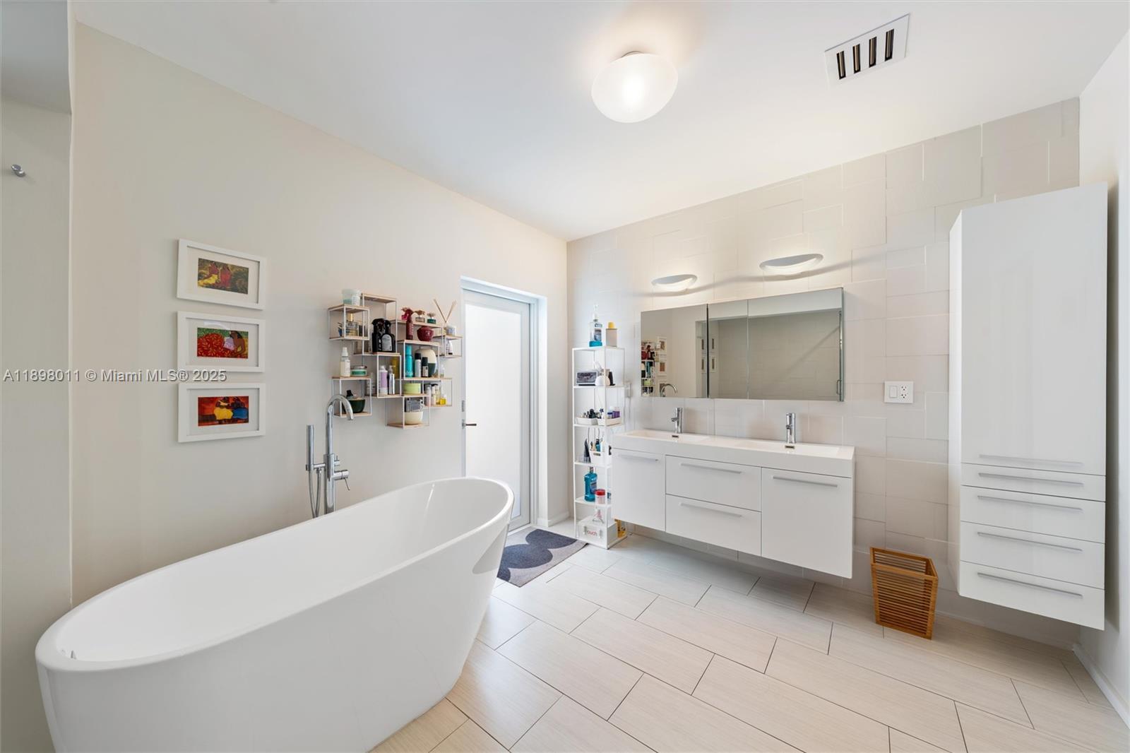 12944 Banyan Rd North Miami, FL 33181