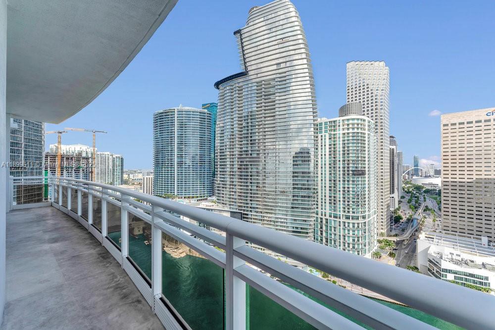 901 Brickell Key Blvd #3106