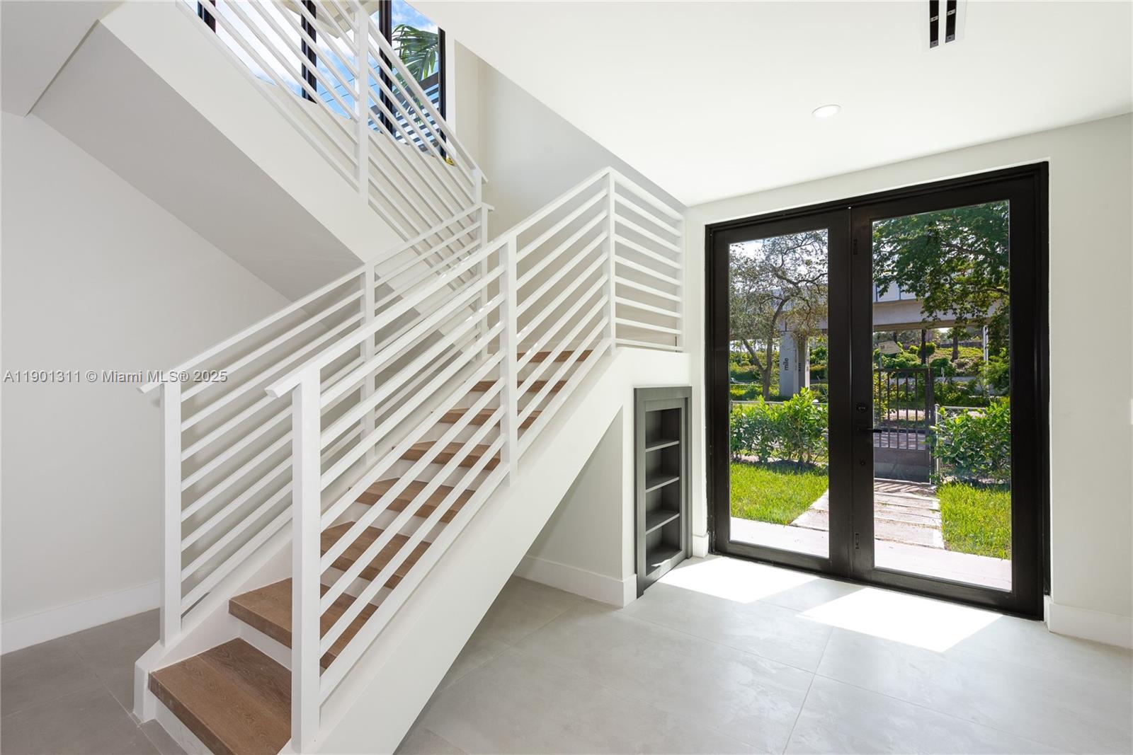 101 SW 25th Rd Miami, FL 33129