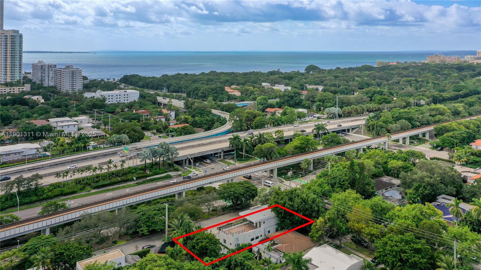 101 SW 25th Rd Miami, FL 33129