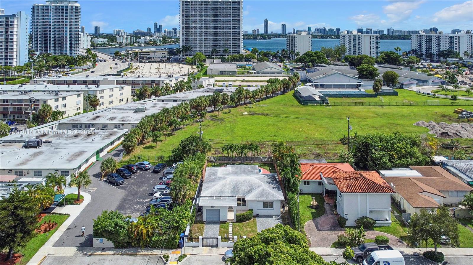 7557 Mutiny Ave North Bay Village, FL 33141