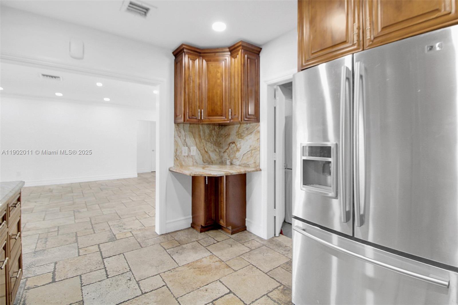 7557 Mutiny Ave North Bay Village, FL 33141