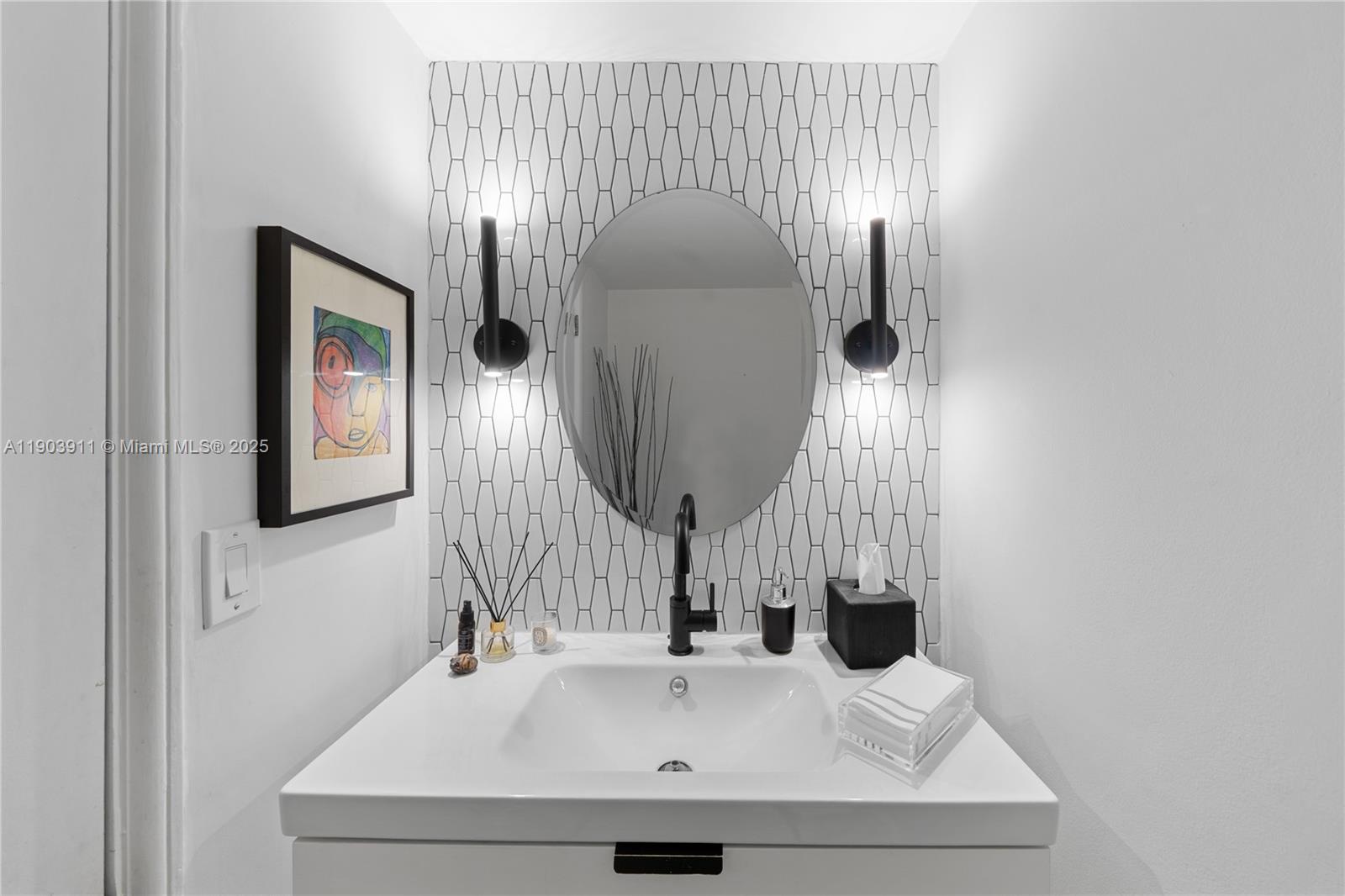 1281 S Venetian Way Miami, FL 33139