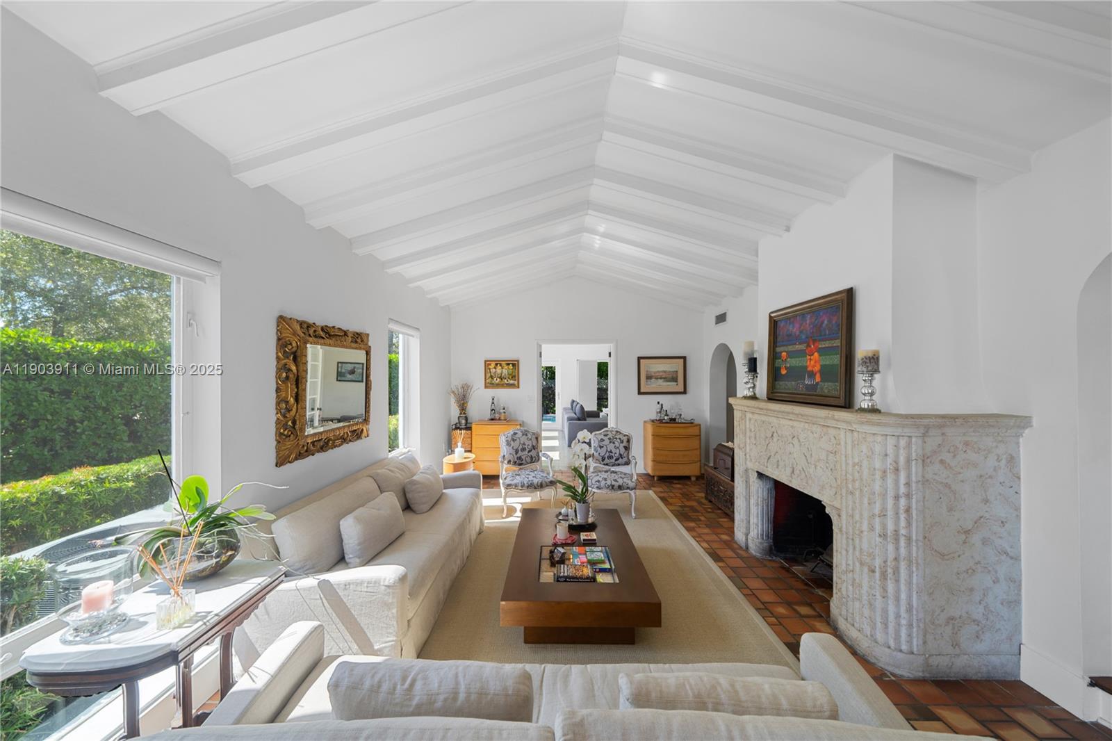 1281 S Venetian Way Miami, FL 33139