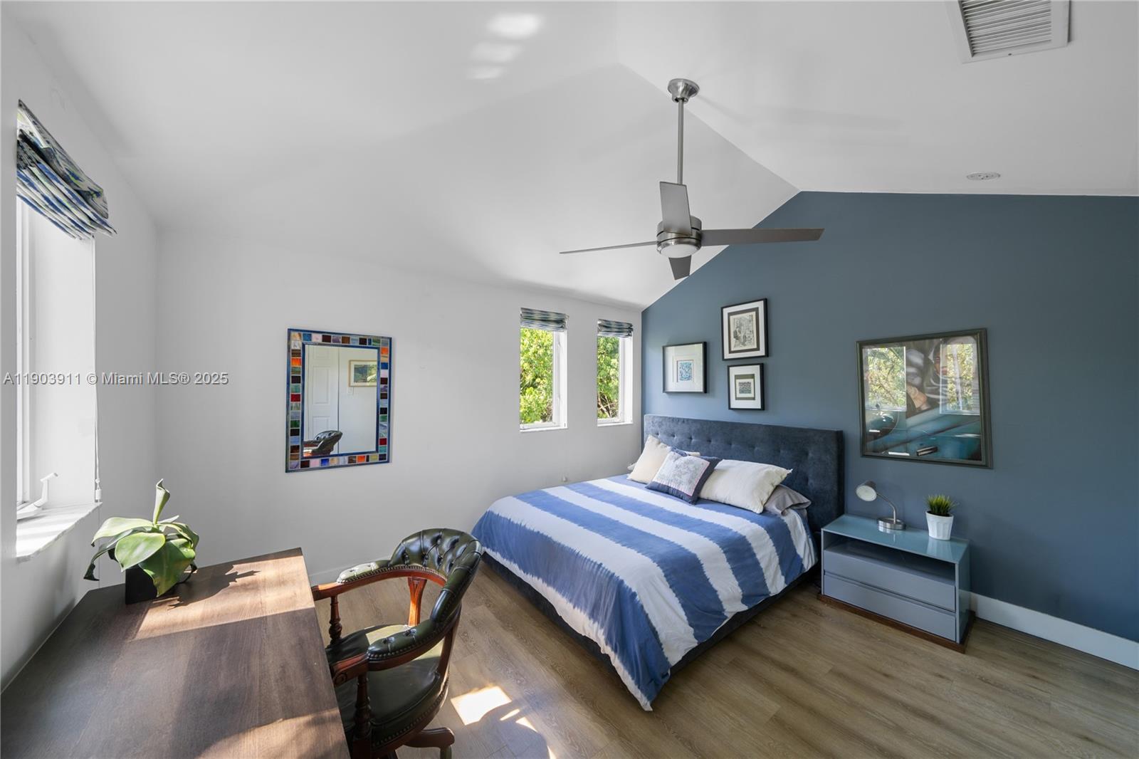 1281 S Venetian Way Miami, FL 33139