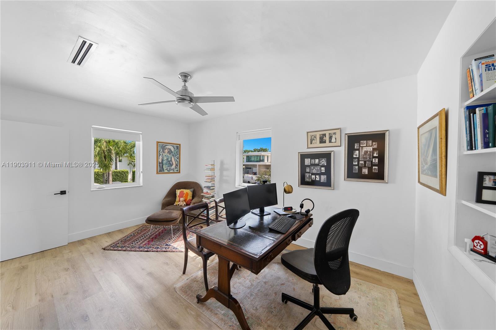 1281 S Venetian Way Miami, FL 33139