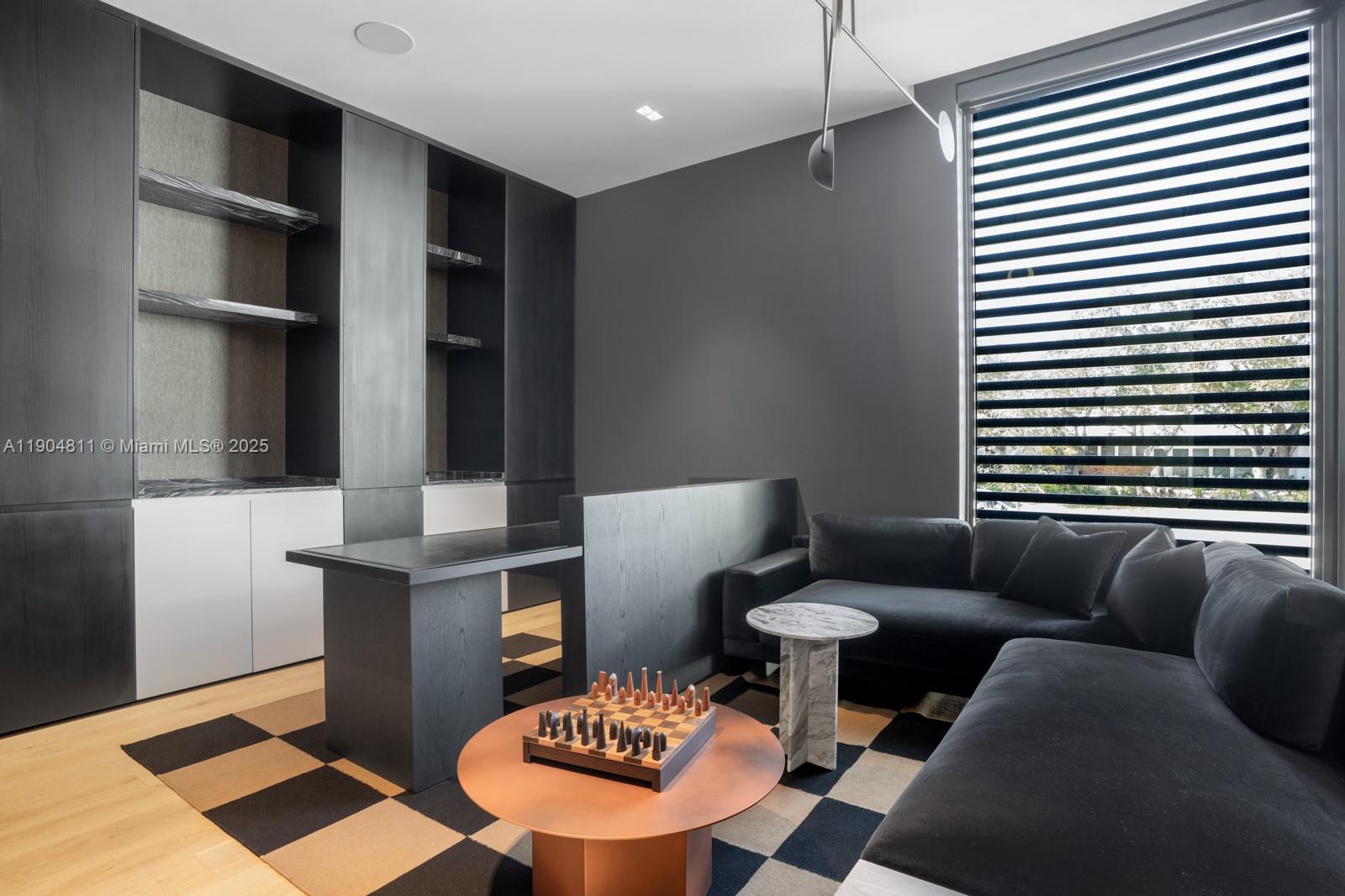 217 Bal Cross Dr Bal Harbour, FL 33154