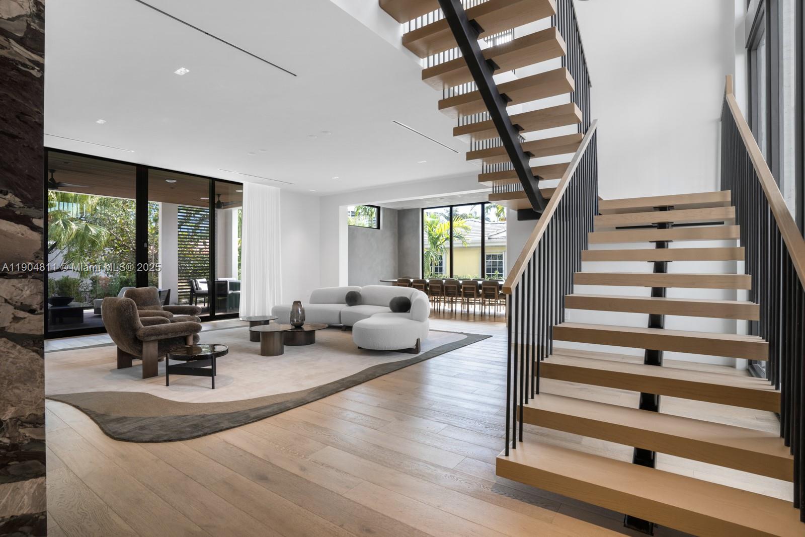 217 Bal Cross Dr Bal Harbour, FL 33154