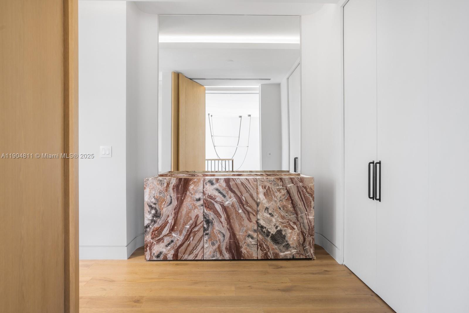 217 Bal Cross Dr Bal Harbour, FL 33154