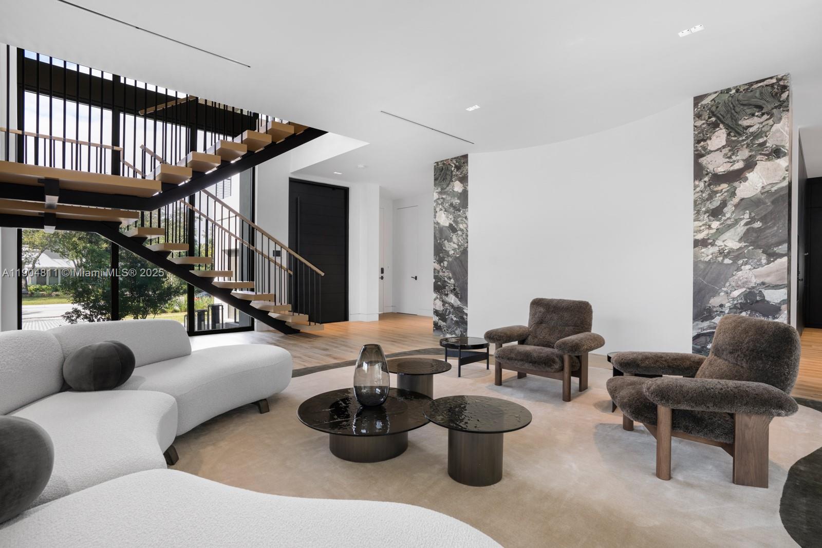 217 Bal Cross Dr Bal Harbour, FL 33154