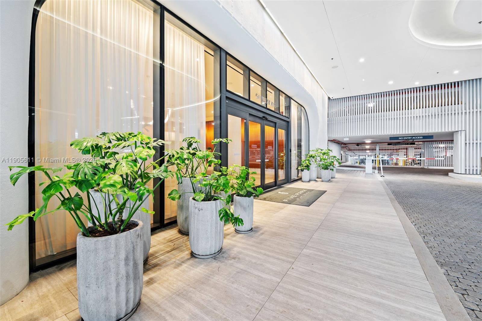 501 West Ave #4104 Miami Beach, FL 33139