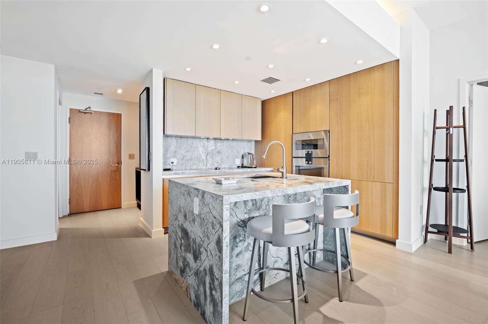 501 West Ave #4104 Miami Beach, FL 33139