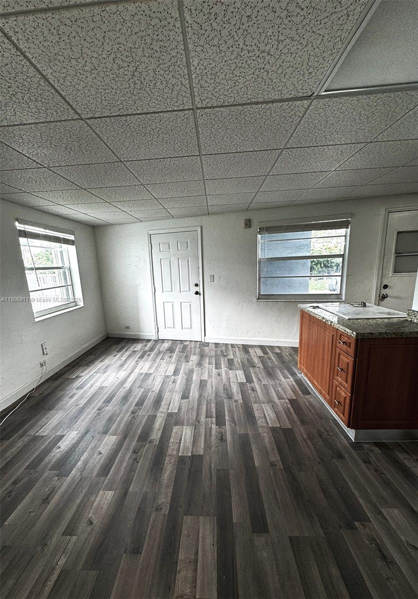 1610 NW N Riv Dr #112