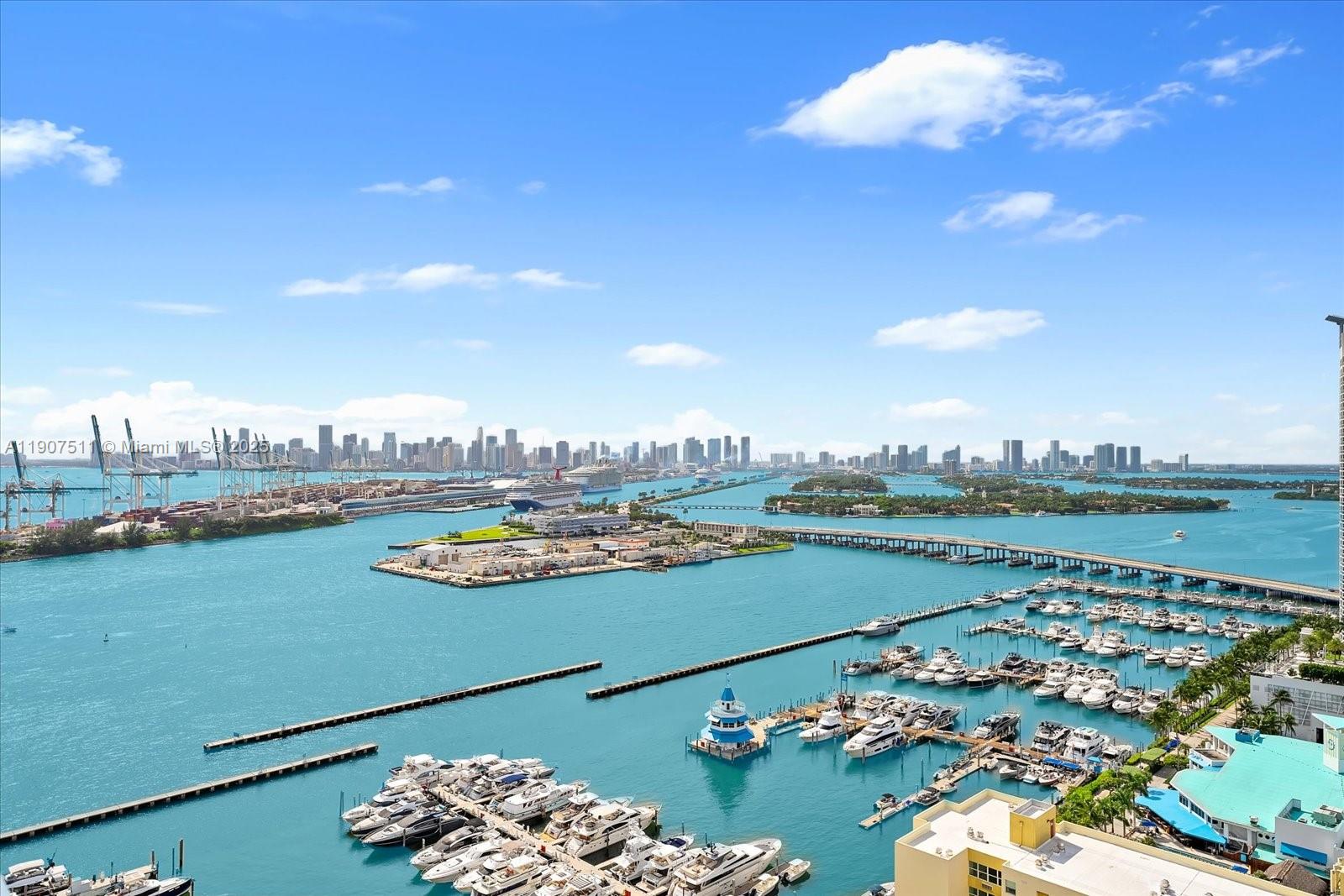 image Yacht Club At Portofino C25