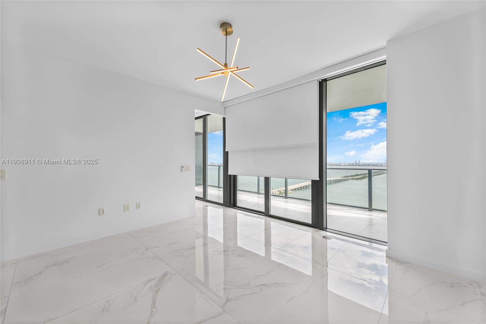 image One Paraiso Bay Condo18