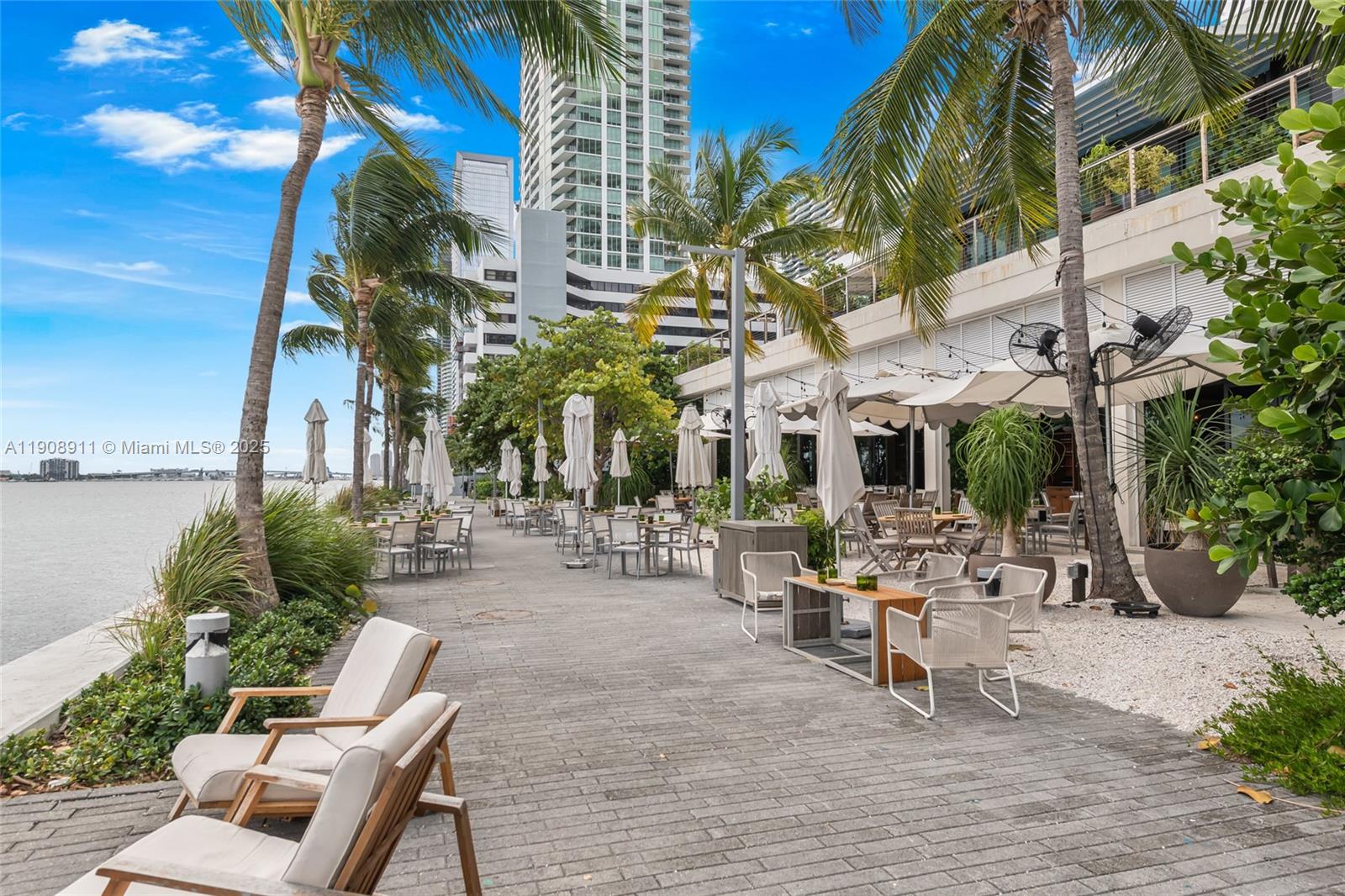 image One Paraiso Bay Condo33