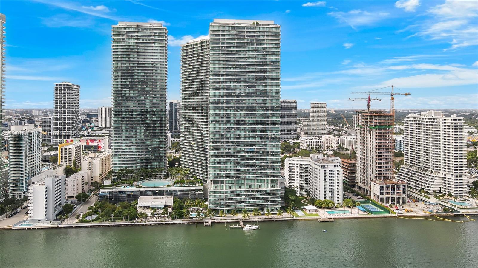 image One Paraiso Bay Condo34