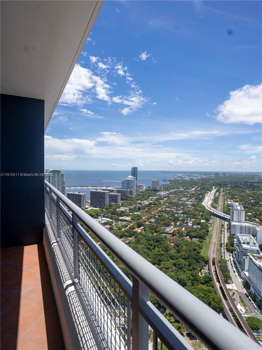 image Infinity at Brickell7