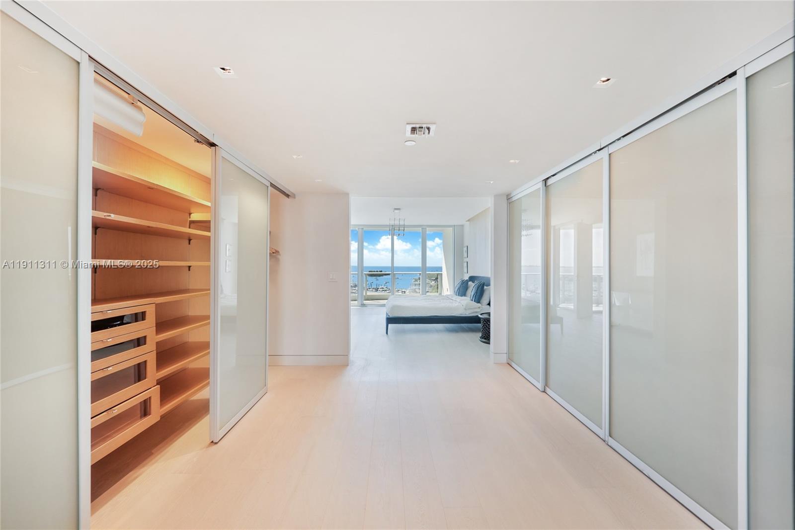 2627 S Bayshore Dr #1103 Miami, FL 33133