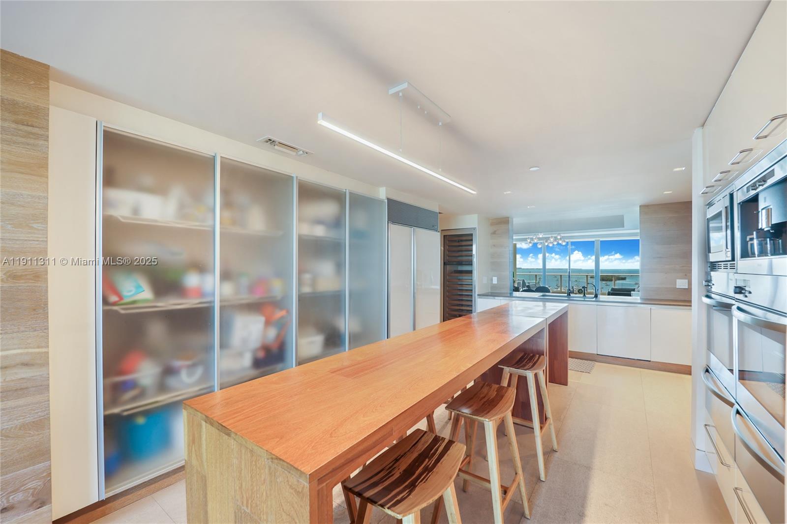 2627 S Bayshore Dr #1103 Miami, FL 33133