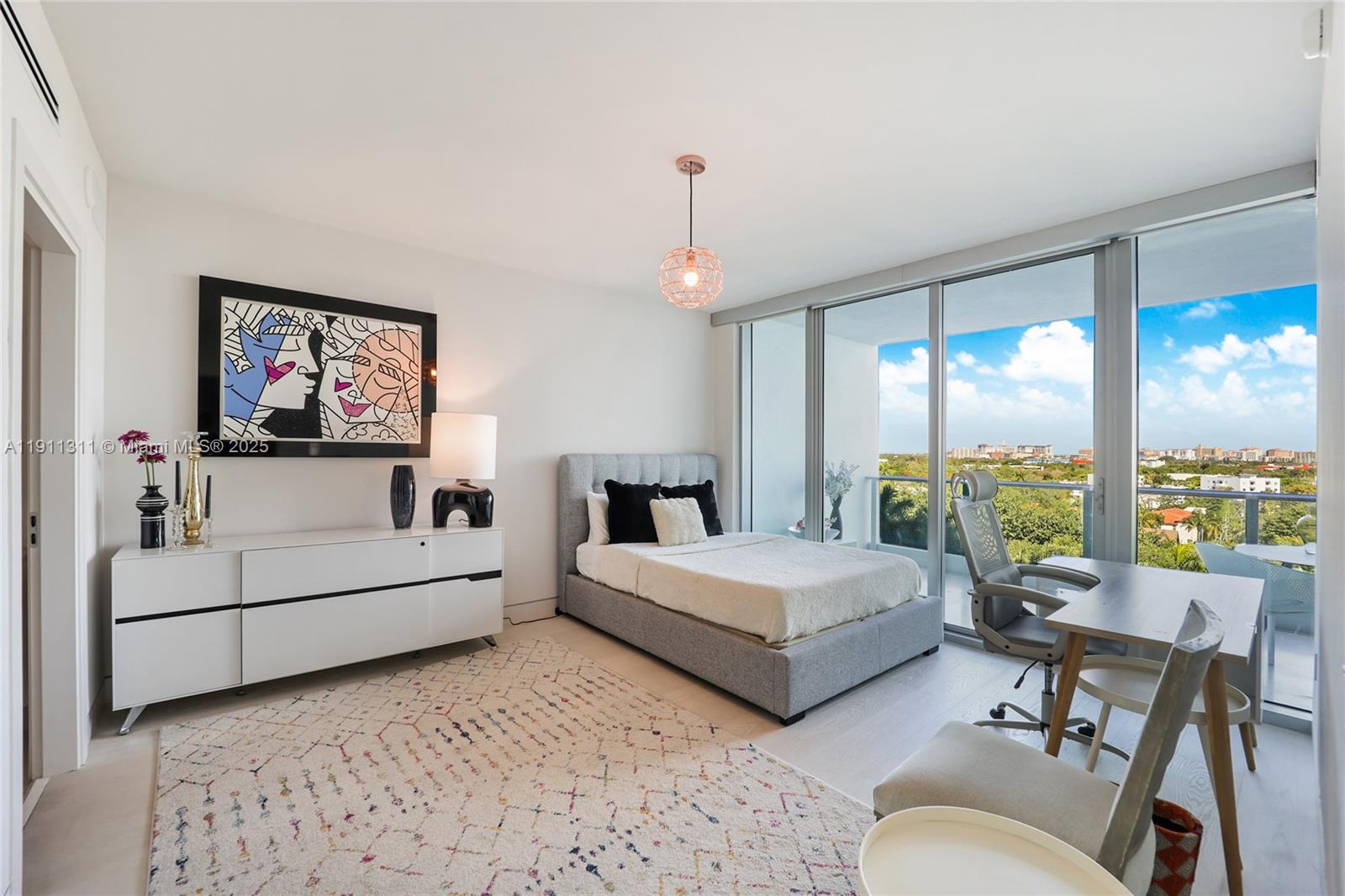 2627 S Bayshore Dr #1103 Miami, FL 33133