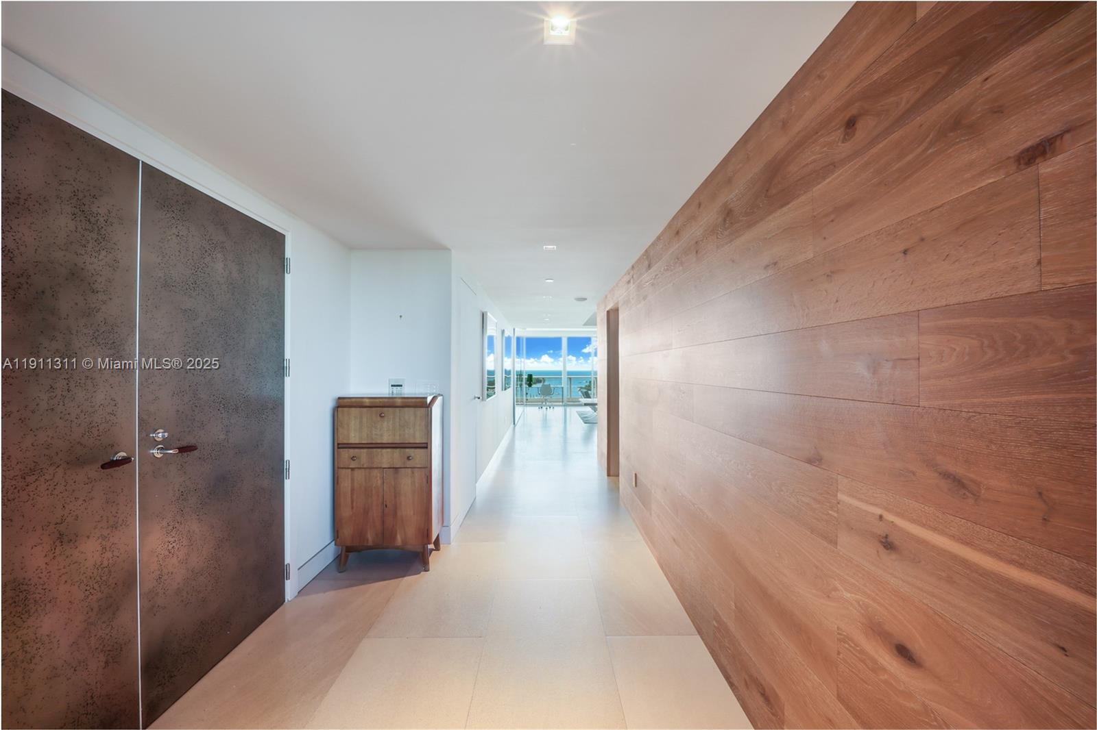 2627 S Bayshore Dr #1103 Miami, FL 33133