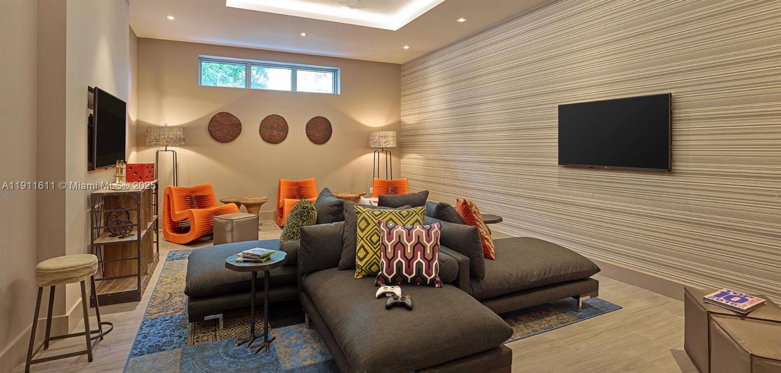 17301 Biscayne Blvd #910 North Miami Beach, FL 33160