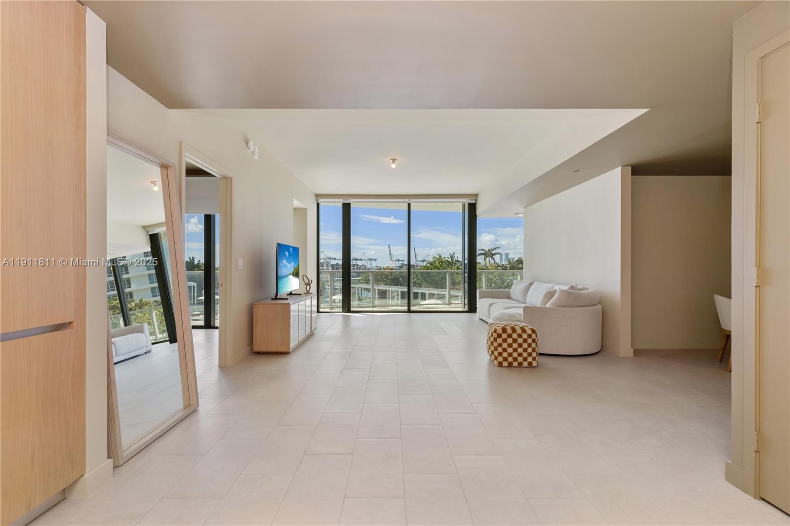 500 Alton Rd #802 Miami Beach, FL 33139