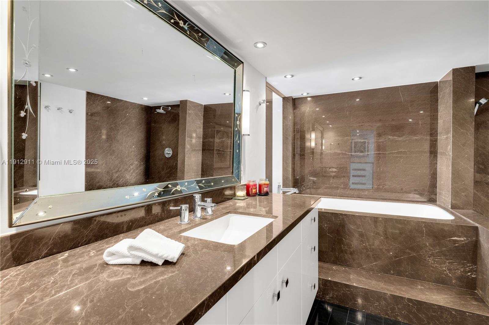 9 Island Ave #907 Miami Beach, FL 33139