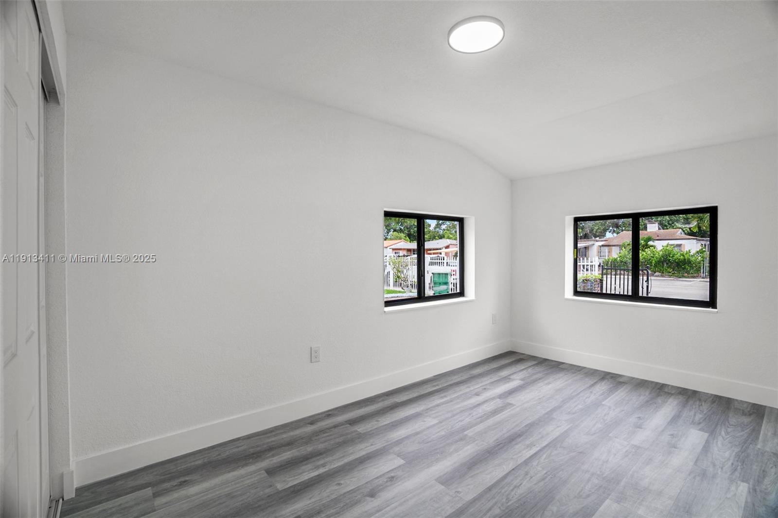 1426 NW 28th St Miami, FL 33142