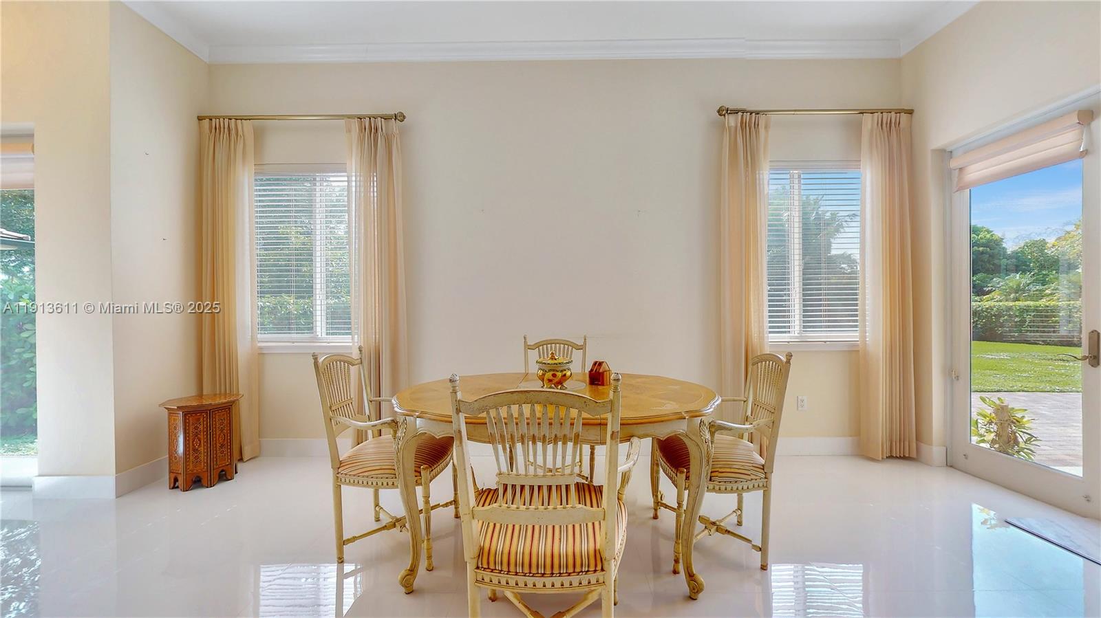 9424 SW 123rd Ter Miami, FL 33176