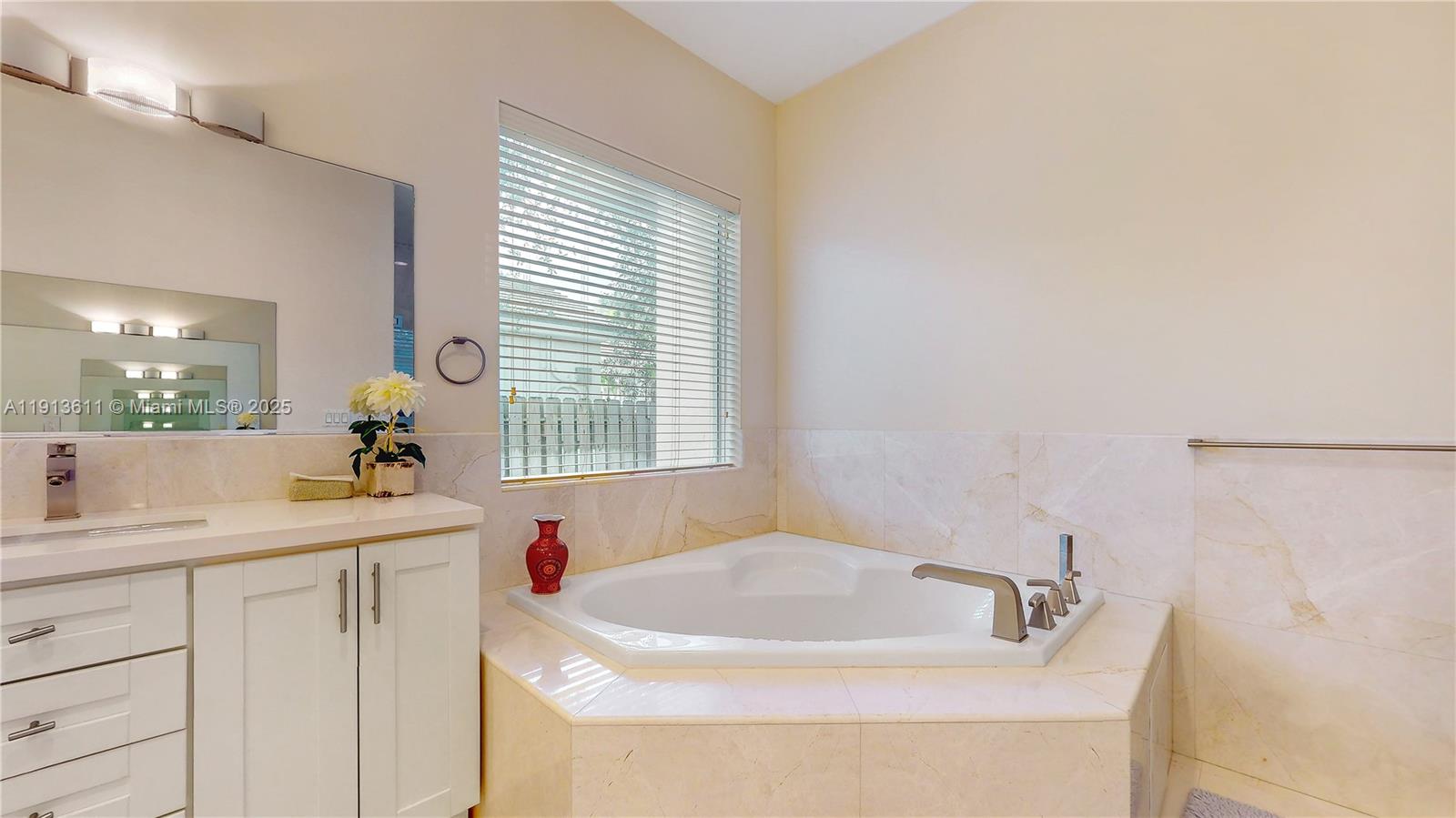 9424 SW 123rd Ter Miami, FL 33176