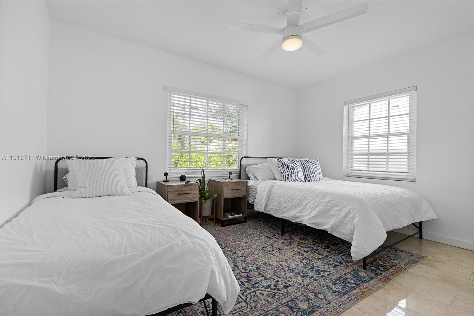 794 NW 45th St Miami, FL 33127